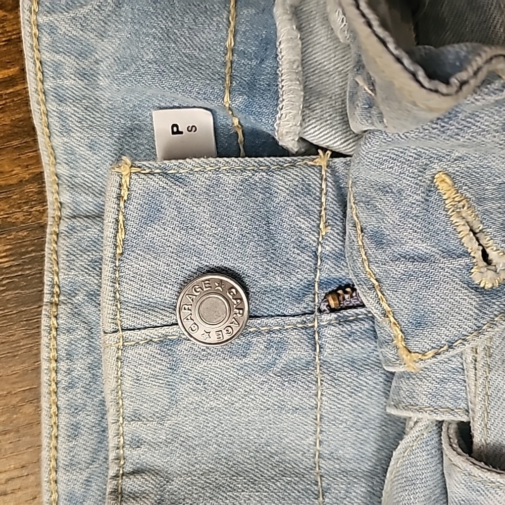 NWT Garage Paperbag Light Wash Denim Skirt Small - Picture 4 of 4